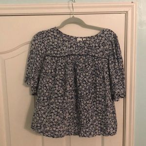 GAP navy blue and white blouse